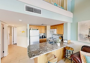 Updated Top-Floor Condo at Plantation with Gulf View Balcony, Loft, and WiFi