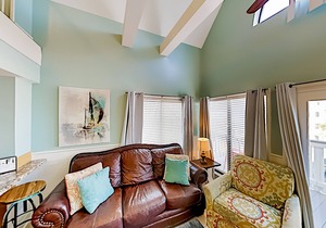 Updated Top-Floor Condo at Plantation with Gulf View Balcony, Loft, and WiFi