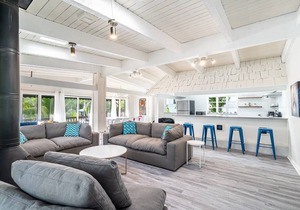 PRIVATE OASIS 7 BEDROOM-6 BATH FOR 15 GUESTS