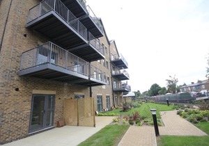 Uxbridge Court