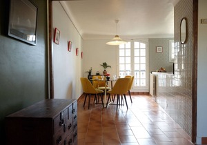 Uzès, historic center, beautiful comfortable and bright apartment.