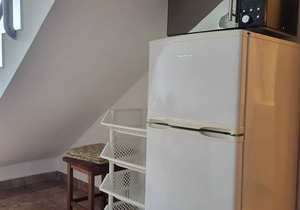 Vacation apartment with pool, WLAN, playground directly on the lake