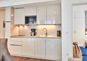 Vacation apartment close to the beach with large terrace incl. use of swimming pool & sauna