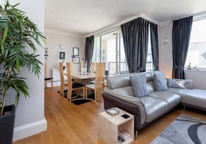 Veeve - Riverside views at Chelsea Harbour
