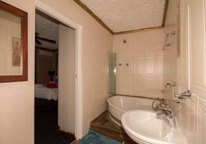 Vela Inn Unit 3, Algoa Park