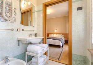 Vignola Rooms Avio