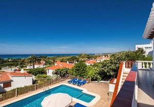 Villa ∙ 6 bedrooms ∙ 11 guests