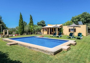 Villa ∙ 2 bedrooms ∙ 4 guests