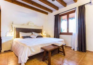 Villa ∙ 3 bedrooms ∙ 6 guests