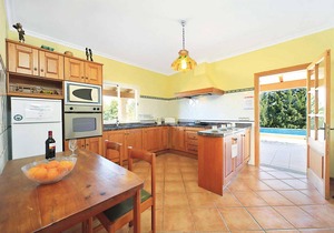 Villa ∙ 3 bedrooms ∙ 6 guests