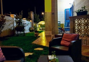 VILLA 4 POSTI LETTO 100 METRI DAL MARE