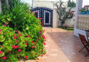 VILLA 4 POSTI LETTO 100 METRI DAL MARE
