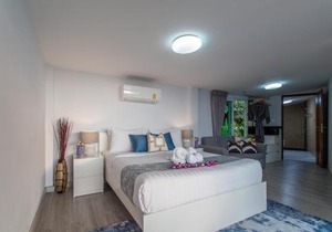 Villa Beyond 9 Bedrooms Seaview - Full Services