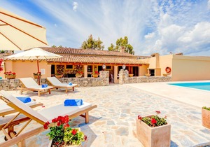 Villa Can Daniel for six people with pool and BBQ