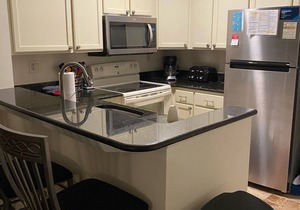 Villa Capriani, 3 BR, 3 Bath, Spacious,Quiet,Condo. Sleeps 9 1500 sq.ft. Floor 3