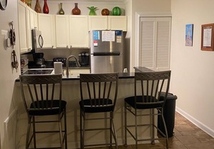 Villa Capriani, 3 BR, 3 Bath, Spacious,Quiet,Condo. Sleeps 9 1500 sq.ft. Floor 3