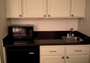 Villa Capriani, 3 BR, 3 Bath, Spacious,Quiet,Condo. Sleeps 9 1500 sq.ft. Floor 3
