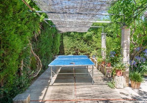 Villa for 8 with pool and huge garden, close to the beach in Puerto Pollença.