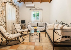 Villa Helona with private pool
