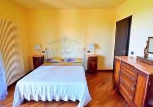Villa in Marsciano with Pool near Lake Trasimeno