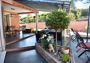 Villa moderne avec piscine à Peymeinade