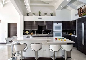 Villa Paradiso (4/6 Rooms)