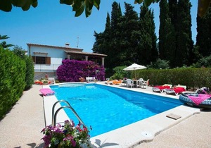 Villa Rotger, Comfortable and traditional at 800m. from Pollensa