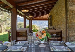 Villa San Massimo with pool by Wonderful Italy