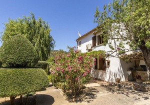 Villa Sort