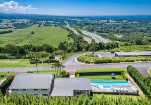 Villa St Helena - grand 7 BR estate with 25m pool