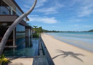 Villa U - 3BR Beachfront Haven