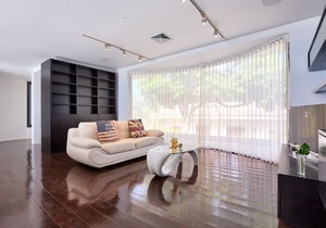 Villa U Beachfront Haven: 1 Bed-Sleeps 2