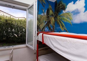 Villa with Garden & Sea View N110