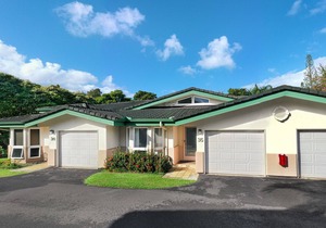 Villas of Kamalii 35: Cozy Condo w/AC, Shared Pool/Spa