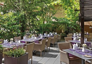 Vinotel Double Room - Pfalzhotel Asselheim
