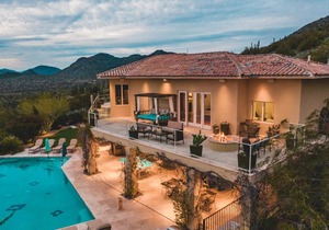 Vista Verde by AvantStay Isolated Villa w Putting Green Pool Fire pit