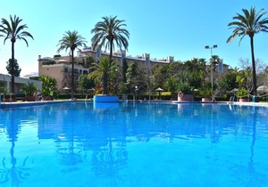 VIVE BENALMÁDENA APARTAMENTO BENAL BEACH 622, parque acuático, playa 100m.
