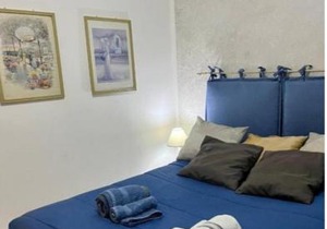 Vomero House with Free Parking 410 cm