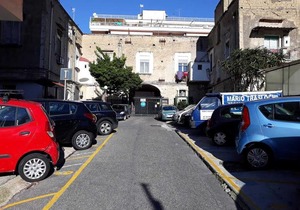 Vomero House with Free Parking