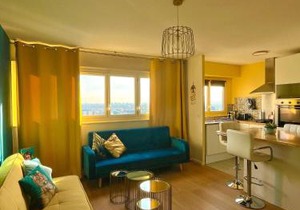 Vue panoramique sur Paris : Sublime appartement au centre de Courbevoie
