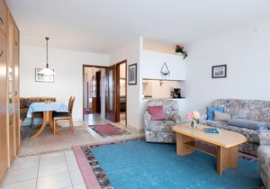 Waldstraße 2 Wohnung 12