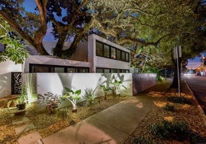 Walk to the best dining, bars, shops, and more