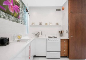Walk to the best dining, bars, shops, and more