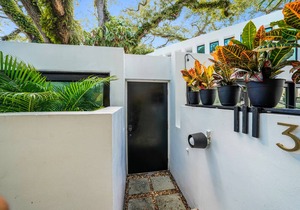 Walk to the best dining, bars, shops, and more