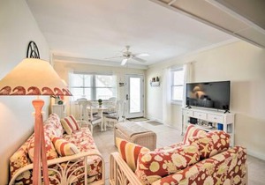 Walk to Wildwood Beach Oceanfront Condo with View