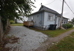 Walking distance to Notre Dame Campus, 3 bedroom 1.5 bath home.