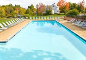 Walking distance to Weirs Beach ~ Lovely quiet setting-with a VIEW