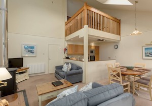 Walled Garden Mews 6 - a mews cottage that sleeps 6 guests in 2 bedrooms