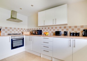 Walnut Cottage - Two Bedroom House, Sleeps 4