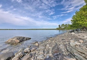 Waterfront Cottage - 17 Mi to Acadia Ntnl Pk!